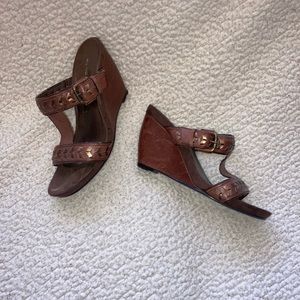 Bandolino wedge sandals